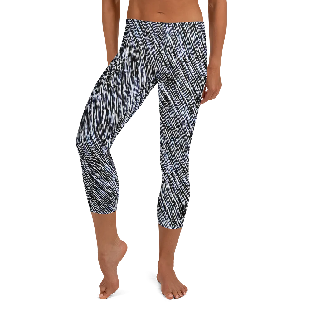 Dupain Waves on Capri Leggings — Front