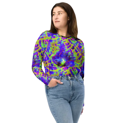 Victoire Vortex on a Long Sleeve Crop Top