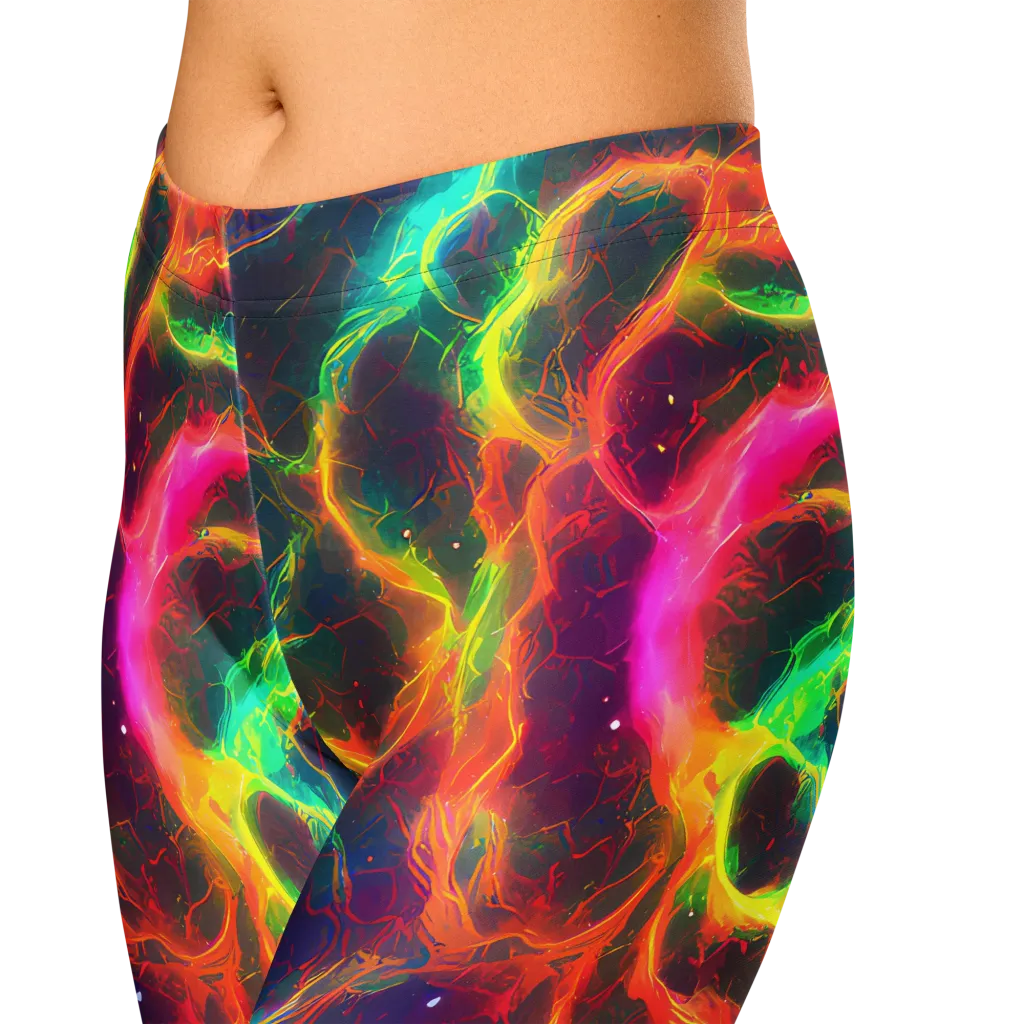 Hypercolor Tides on Capri Leggings — Zoomed-in