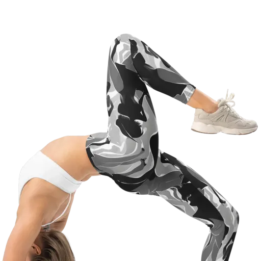 Noir Silhouette on a Leggings