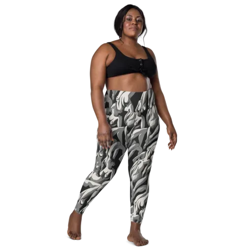 Silver Figurefield on a Leggings with Pockets