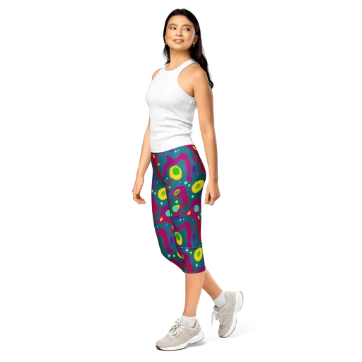 Aqua Psyche on a Capri Leggings