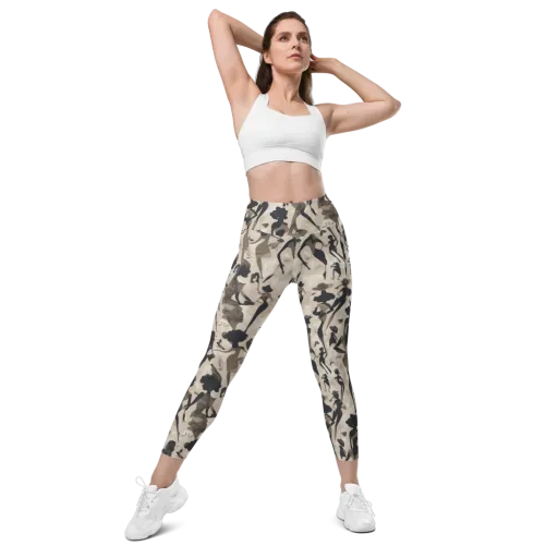 Café Silhouette on a Leggings with Pockets