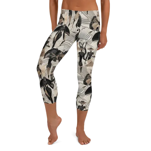Noir Modiste on a Capri Leggings