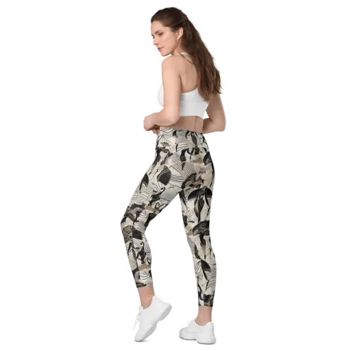 Noir Modiste on a Leggings with Pockets