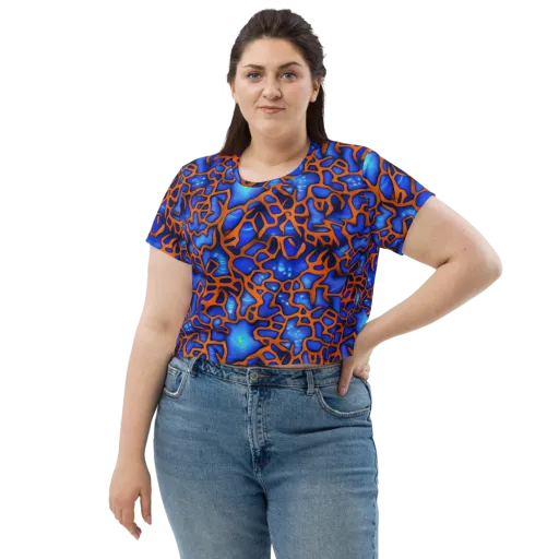 Deep-sea Lattice on a Crop Tee