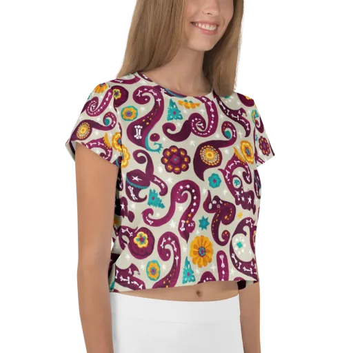 Morbida Botanica on a Crop Tee