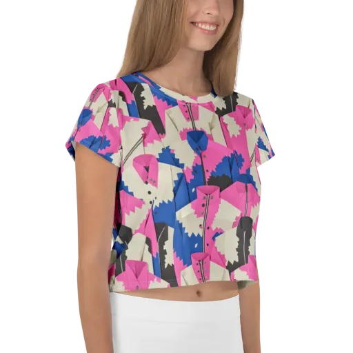 Zipper Voltage on a Crop Tee