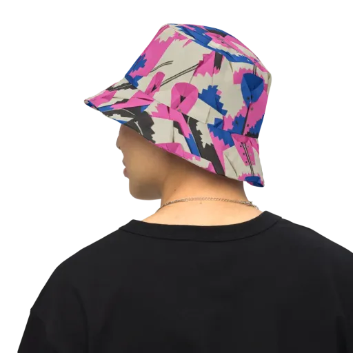 Zipper Voltage on a Reversible Bucket Hat