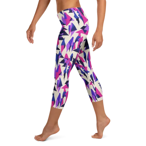 Electric Ridgeline on a Capri Leggings