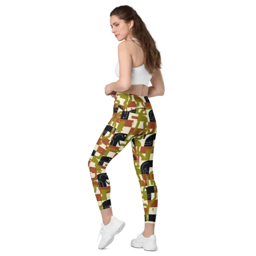 Olive Noir Circuit on a Leggings with Pockets