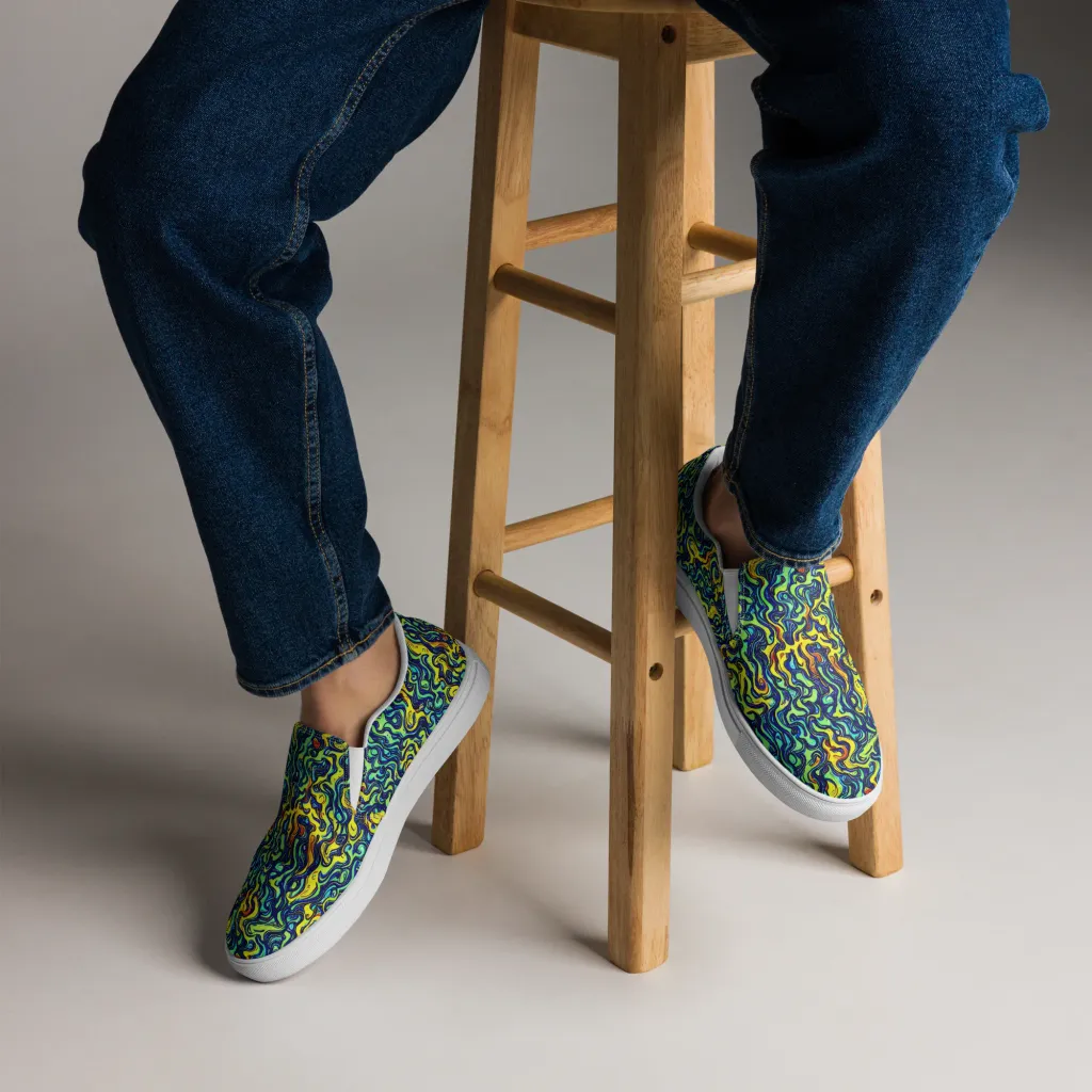 Electric Eel on Men's Slip-On Canvas Shoes — Front