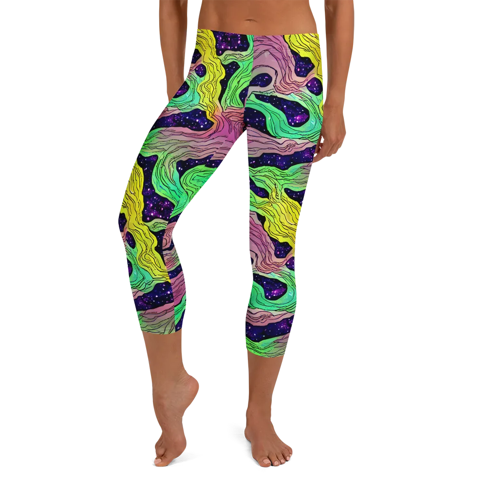 Psychedelic Tides on Capri Leggings — Front