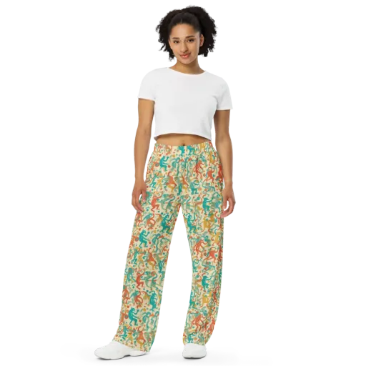 Tangerine Troupe on a Wide-Leg Pants
