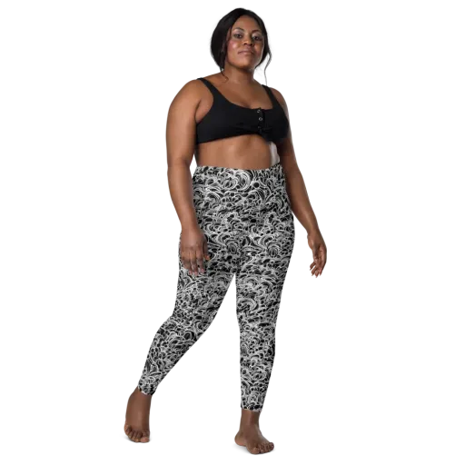 Monochrome Tangle on a Leggings with Pockets
