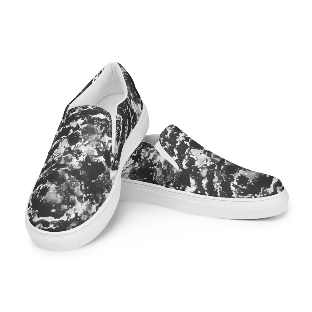Monochrome Rift on Women's Slip-On Canvas Shoes — Left Front