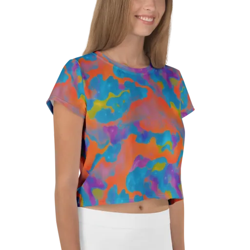 Chromatic Tidal Wave on a Crop Tee