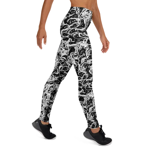 Sonic Smoke on a Yoga Leggings