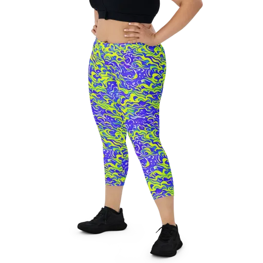 Electric Eelgrass on a Capri Leggings