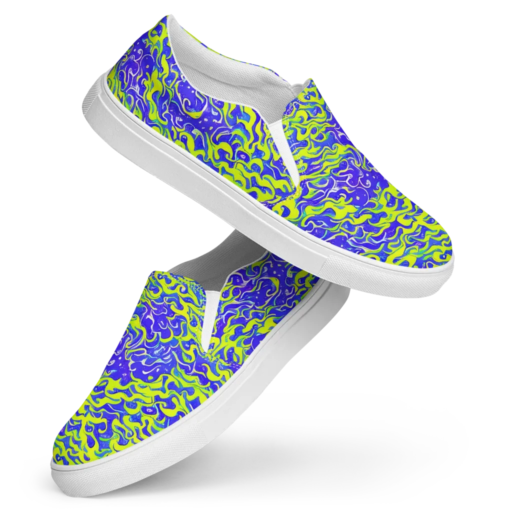 Electric Eelgrass on Women's Slip-On Canvas Shoes — Front