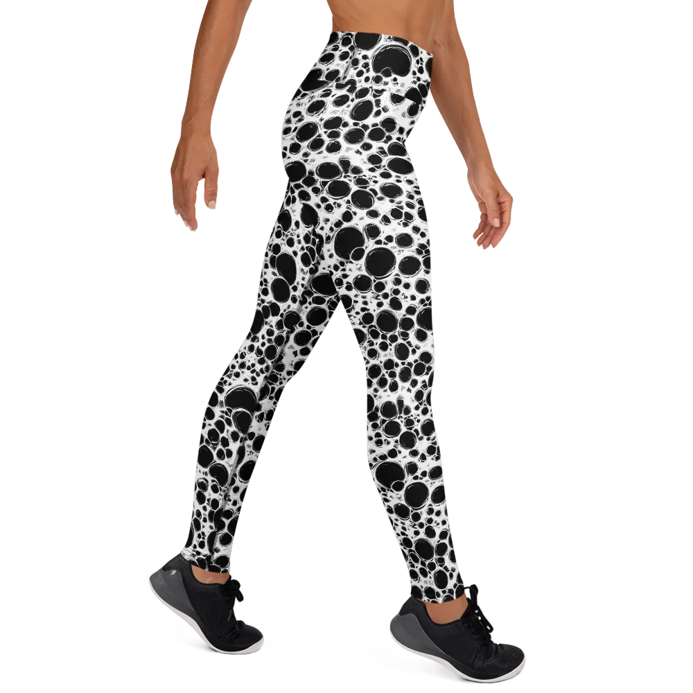 Obsidian Bubble on Yoga Leggings — Right