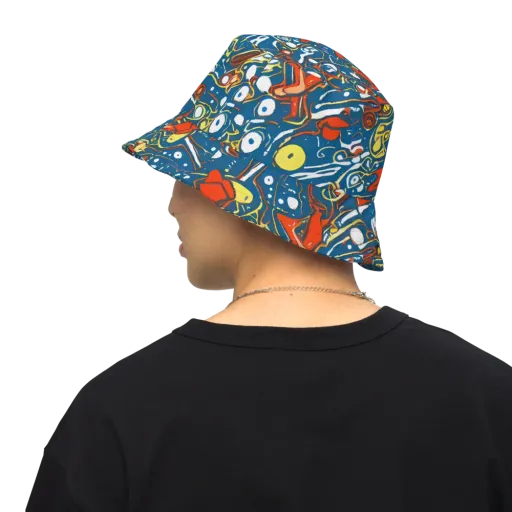 Liquid Geometry on a Reversible Bucket Hat