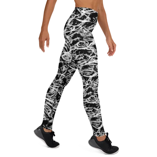Blackline Current on a Yoga Leggings