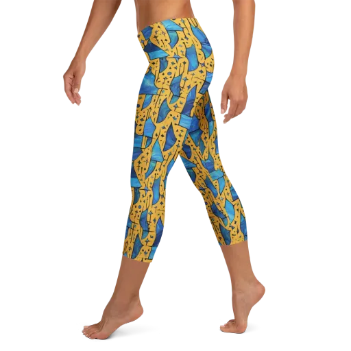 Gilded Current on a Capri Leggings