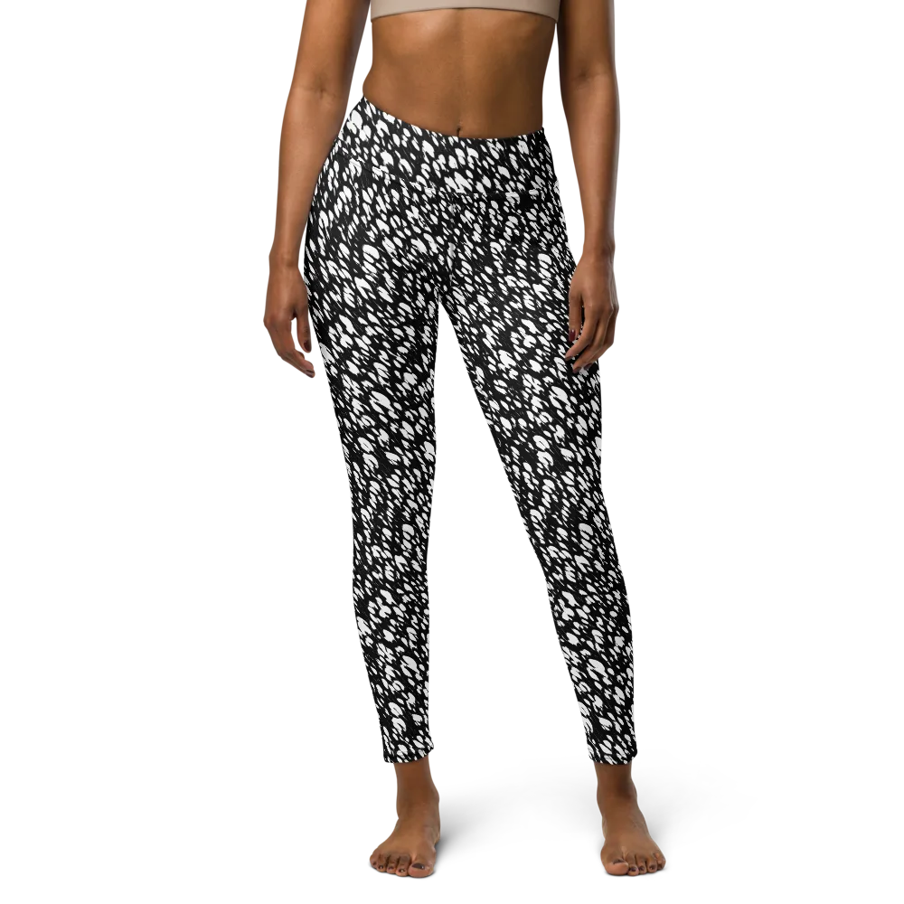 Noir Static on Yoga Leggings — Front