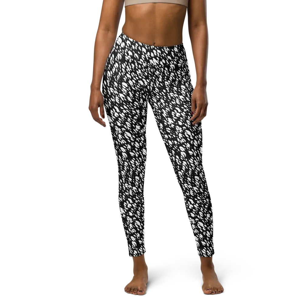 Noir Static on Yoga Leggings — Front