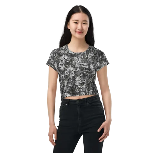 Shadow Anatomy on a Crop Tee
