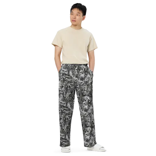 Shadow Anatomy on a Wide-Leg Pants
