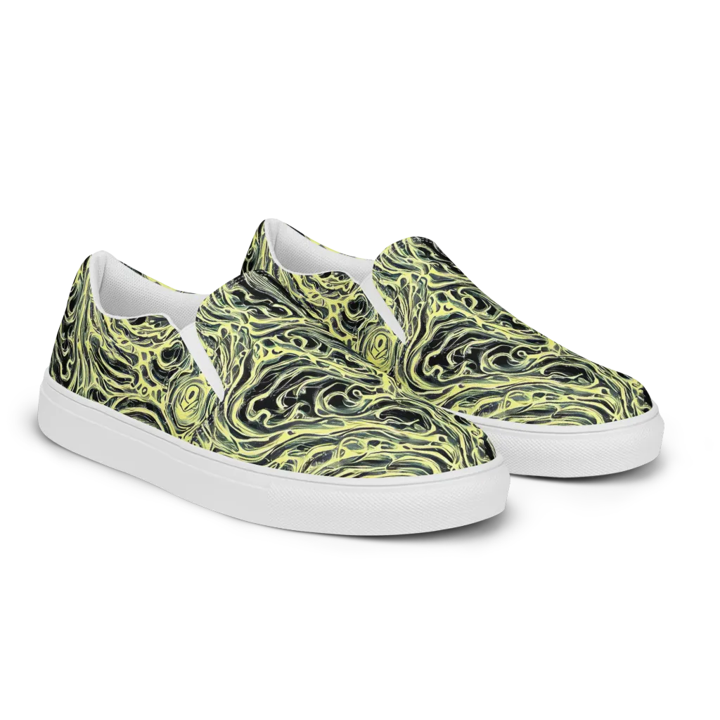 Venom Veil on Men's Slip-On Canvas Shoes — Right Front