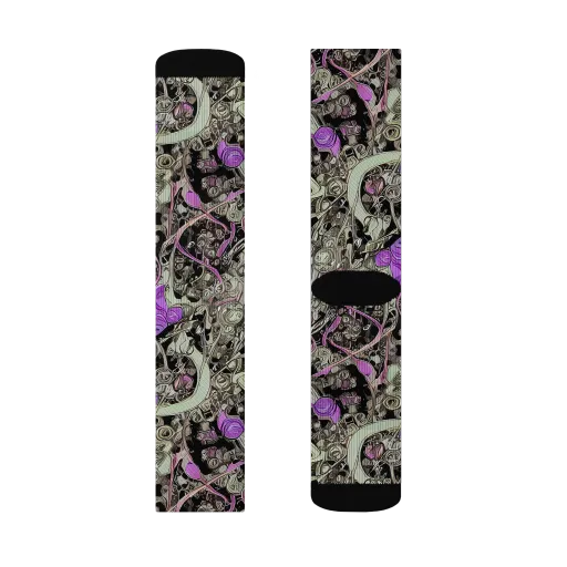 Molten Curiosity on a Socks
