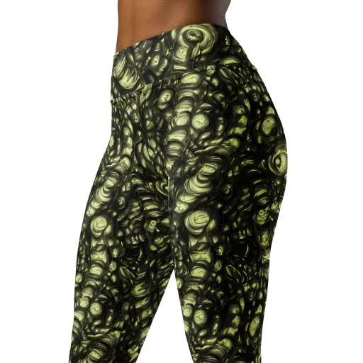 Mossfire on a Yoga Leggings