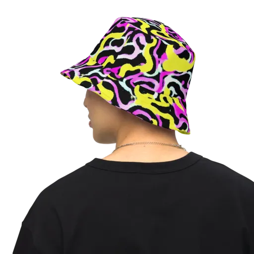 Laser Loops on a Reversible Bucket Hat