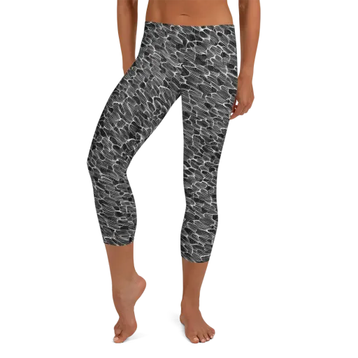 Noir Drift on a Capri Leggings