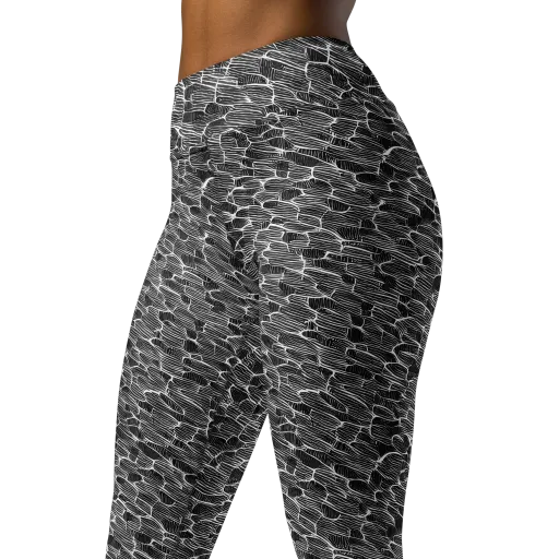 Noir Drift on a Yoga Leggings