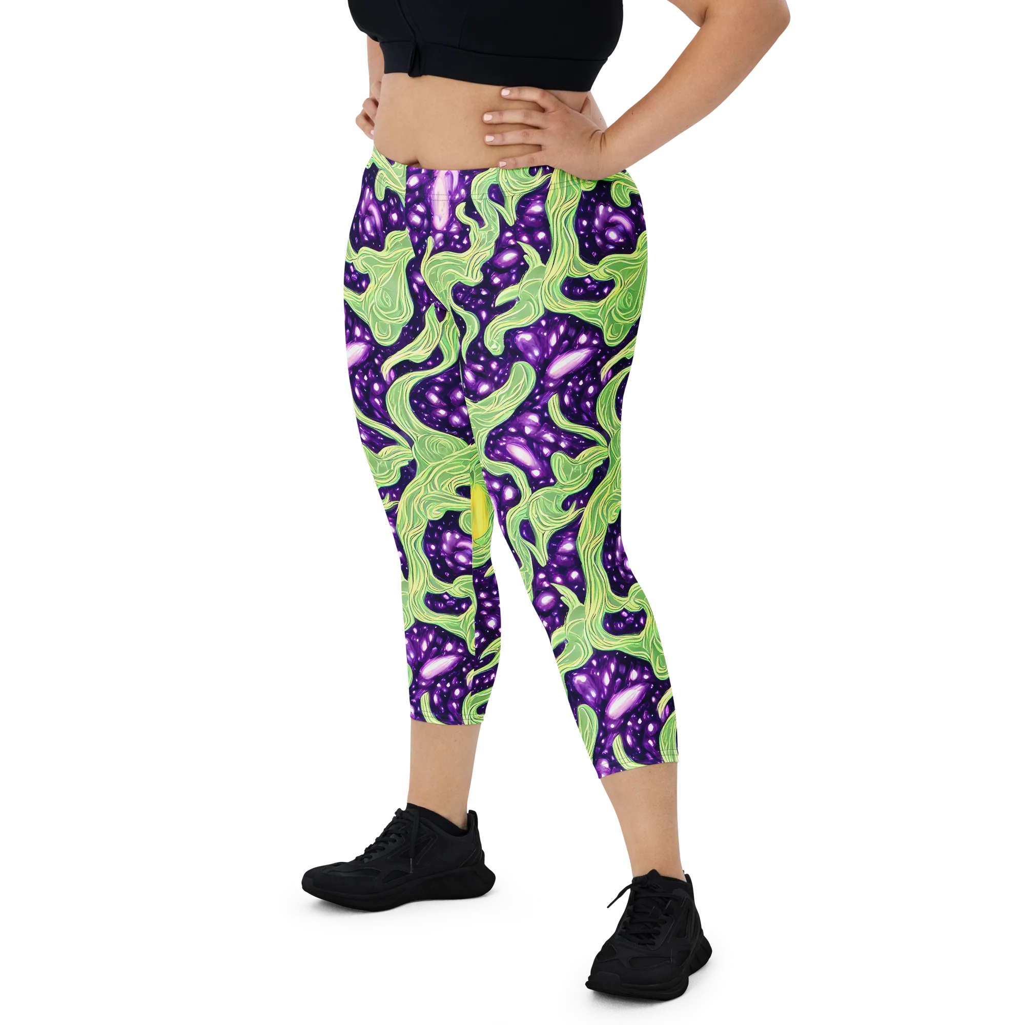Amethyst Vine on Capri Leggings — Front