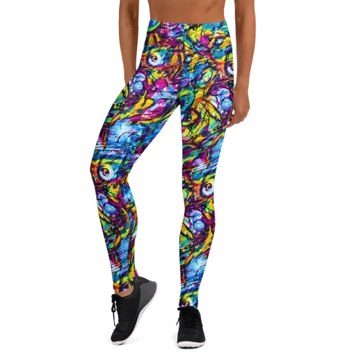 Fuchsia Voltage on a Yoga Leggings