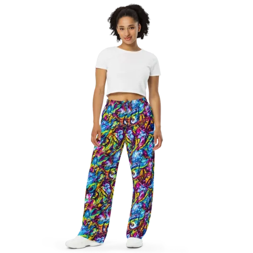 Fuchsia Voltage on a Wide-Leg Pants