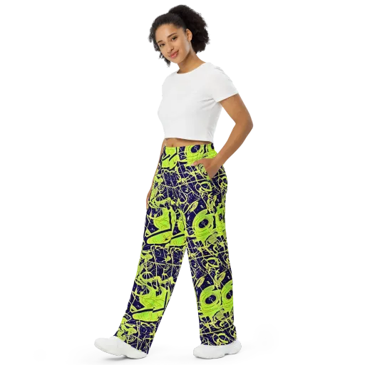Stellar Sprout on a Wide-Leg Pants