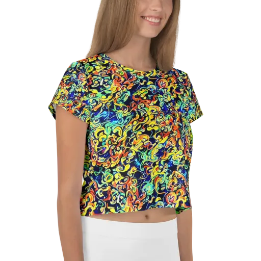 Lucid Tangle on a Crop Tee