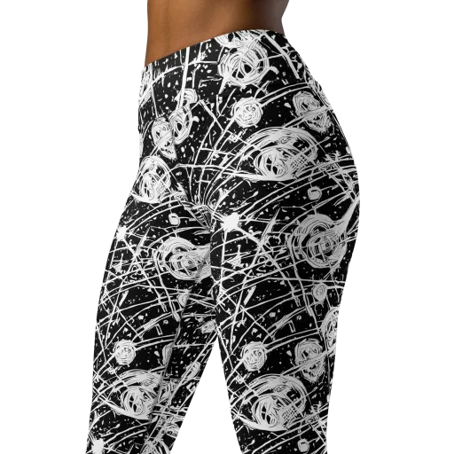 Blackwire Bloom on a Yoga Leggings