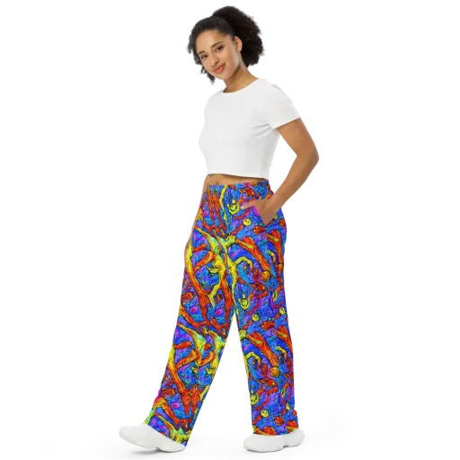 Chromatic Shoal on a Wide-Leg Pants