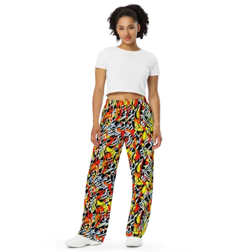 Citrus Noir on a Wide-Leg Pants
