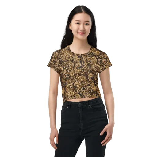 Amber Whirl on a Crop Tee