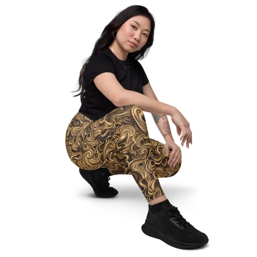 Amber Whirl on a Leggings with Pockets