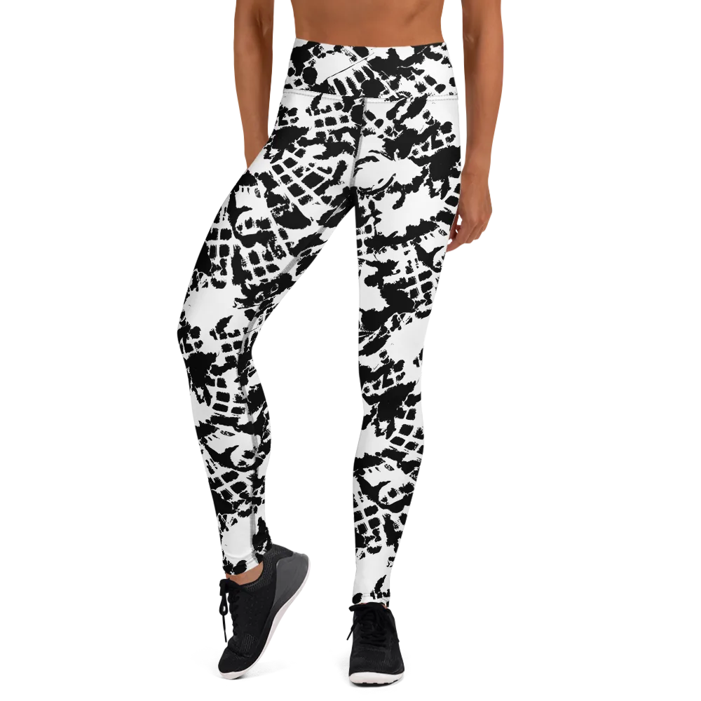 Noir Shatter on Yoga Leggings — Front