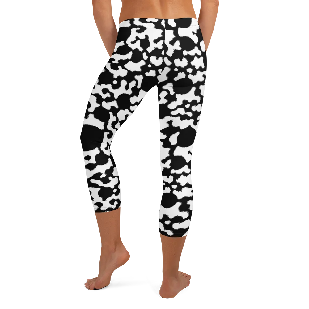 Inkblot Current on Capri Leggings — Back